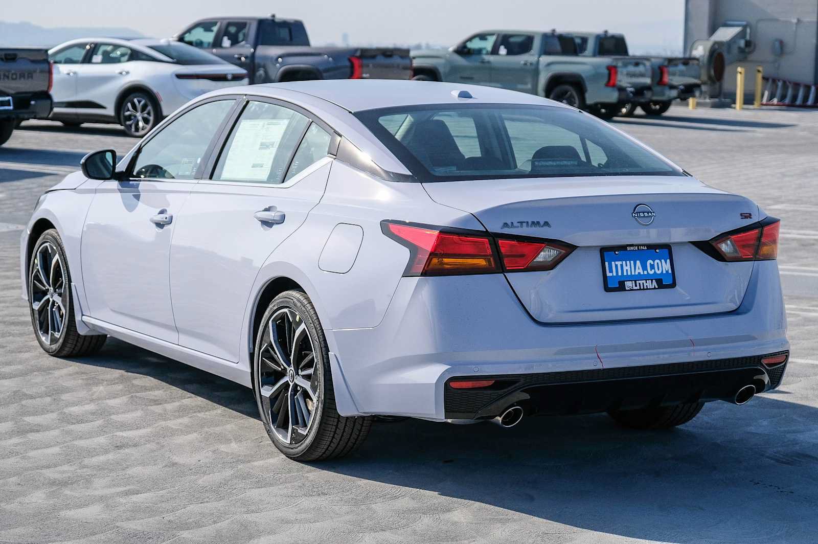 New 2024 Nissan Altima 2.5 SR w/ SR Premium Package FWD image 5
