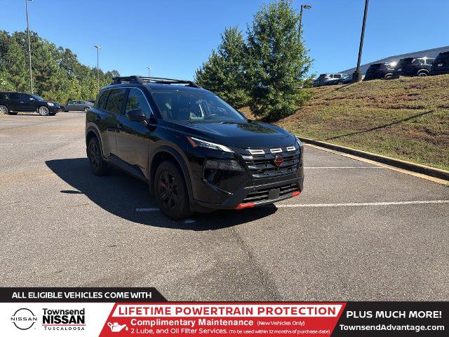 Certified 2026 Nissan Rogue SV AWD/4WD image 1