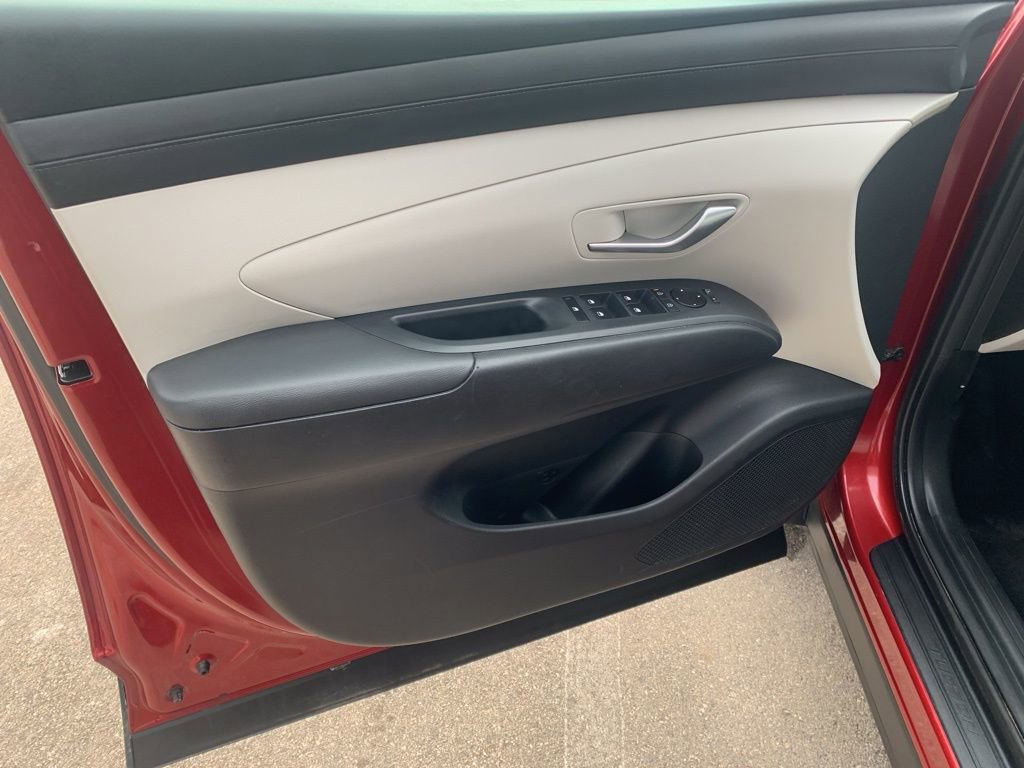 Certified 2025 Hyundai Tucson SEL image 11