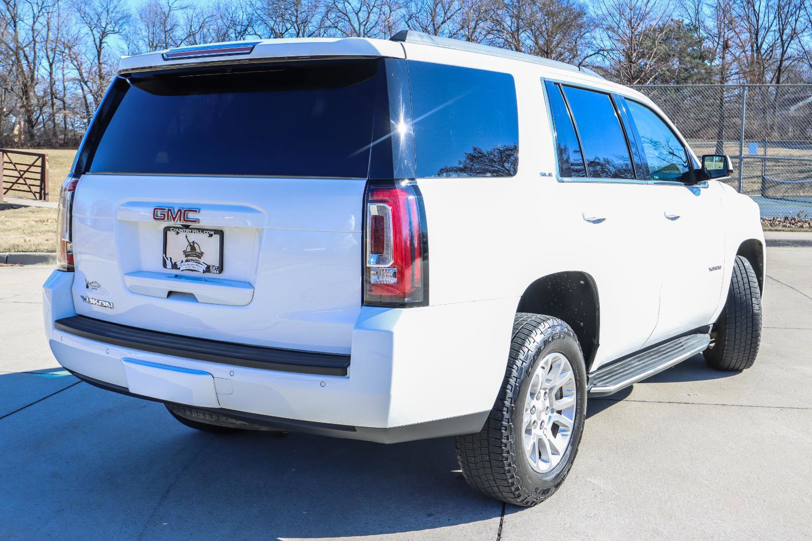 Used 2017 GMC Yukon SLE w/ Convenience Package image 16