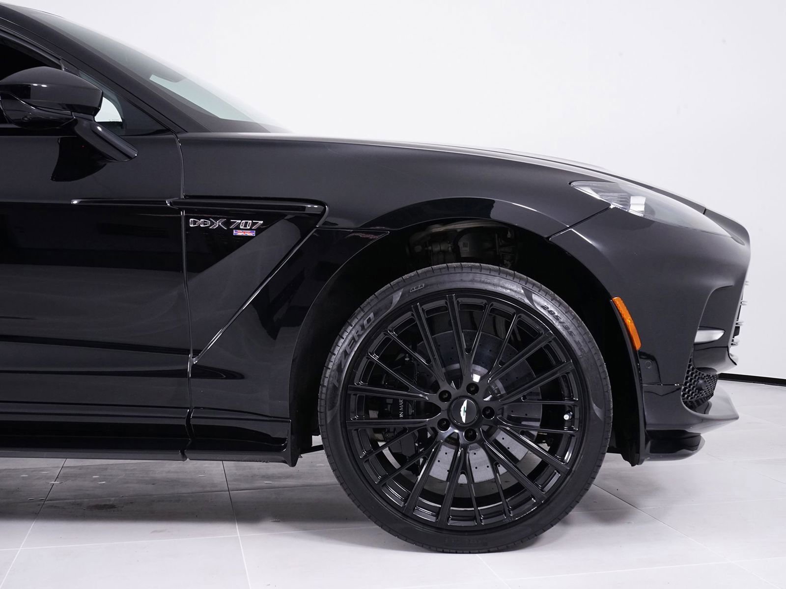 Used 2023 Aston Martin DBX 707 AWD/4WD image 16