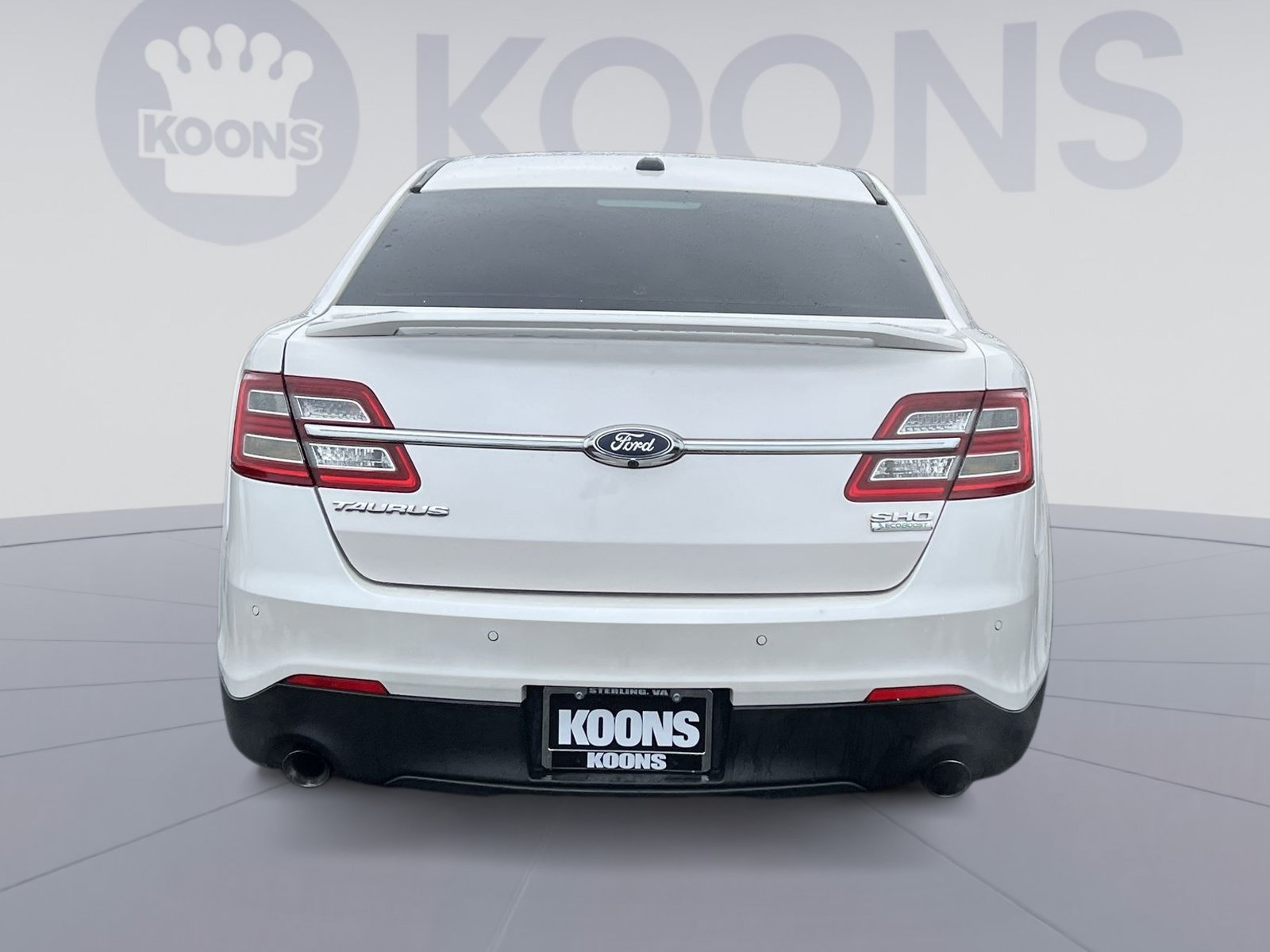 Used 2018 Ford Taurus SHO AWD/4WD image 15