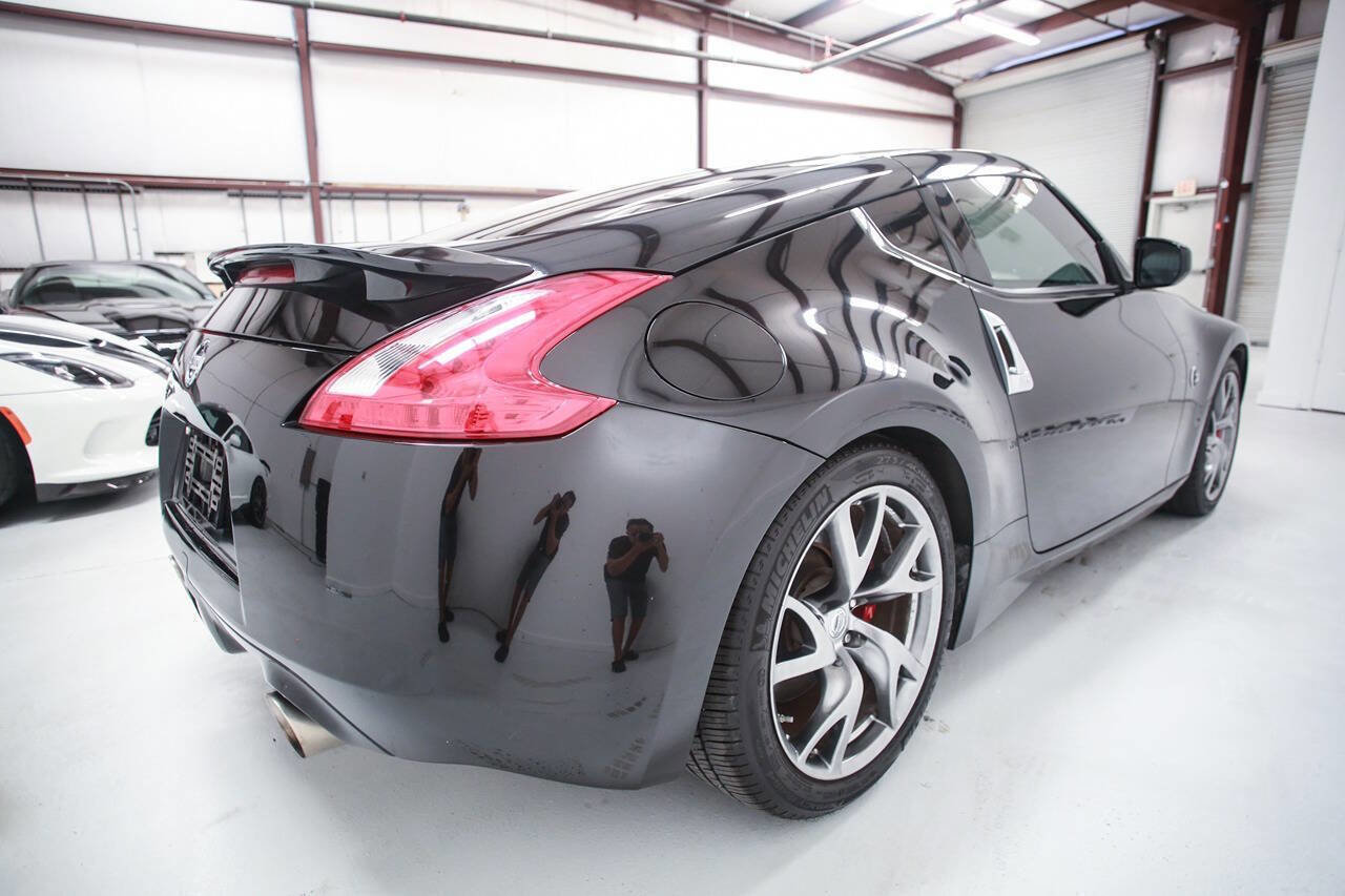 Used 2014 Nissan 370Z Touring w/ Sport Package image 6