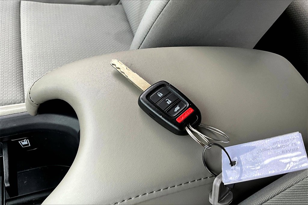 Used 2021 Honda HR-V LX image 9