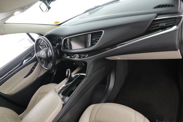 Used 2018 Buick Enclave Essence FWD image 30