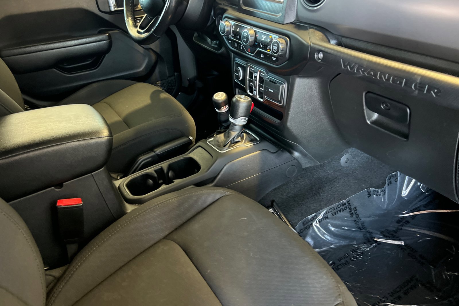 Used 2022 Jeep Wrangler Unlimited Sport image 16