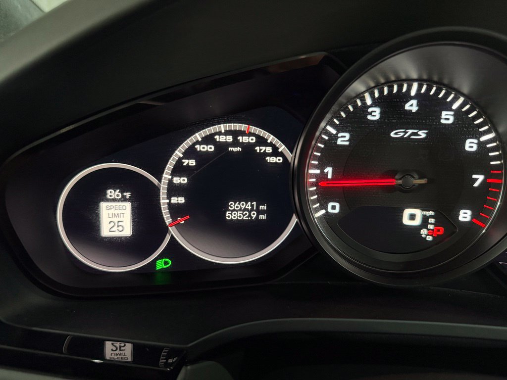 Used 2022 Porsche Cayenne GTS AWD/4WD image 38