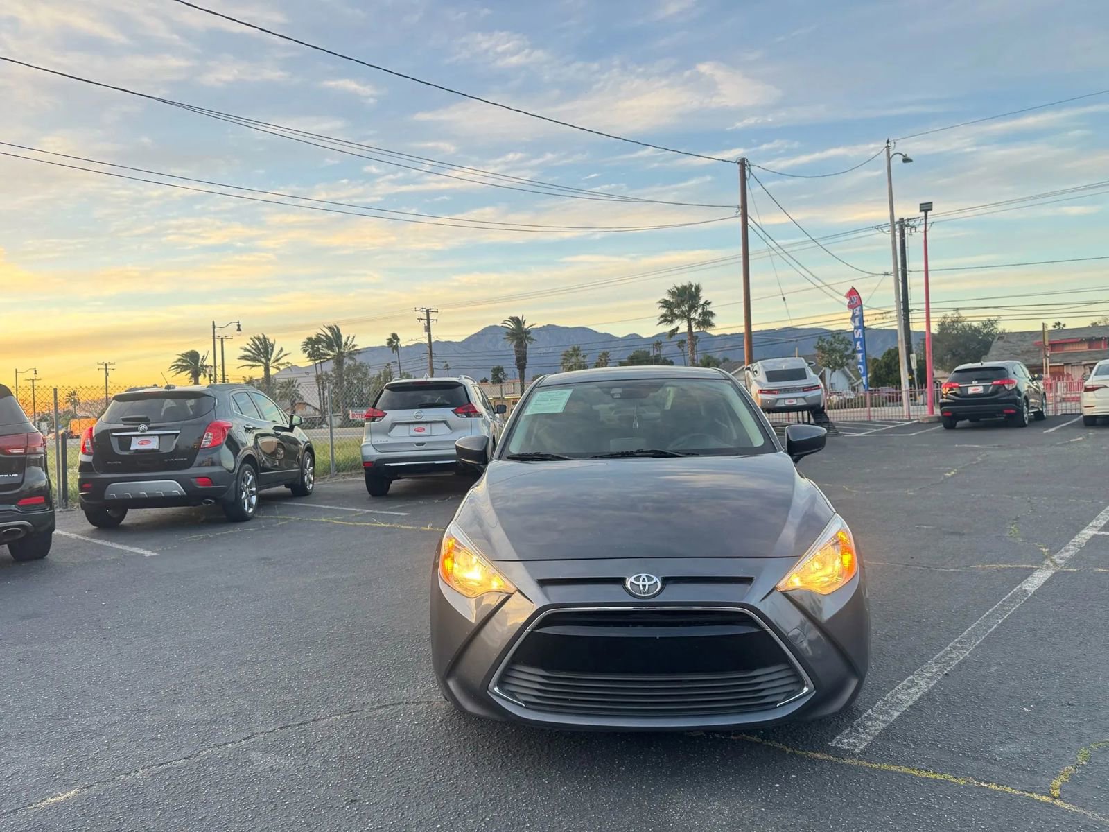 Used 2017 Toyota Yaris iA image 13