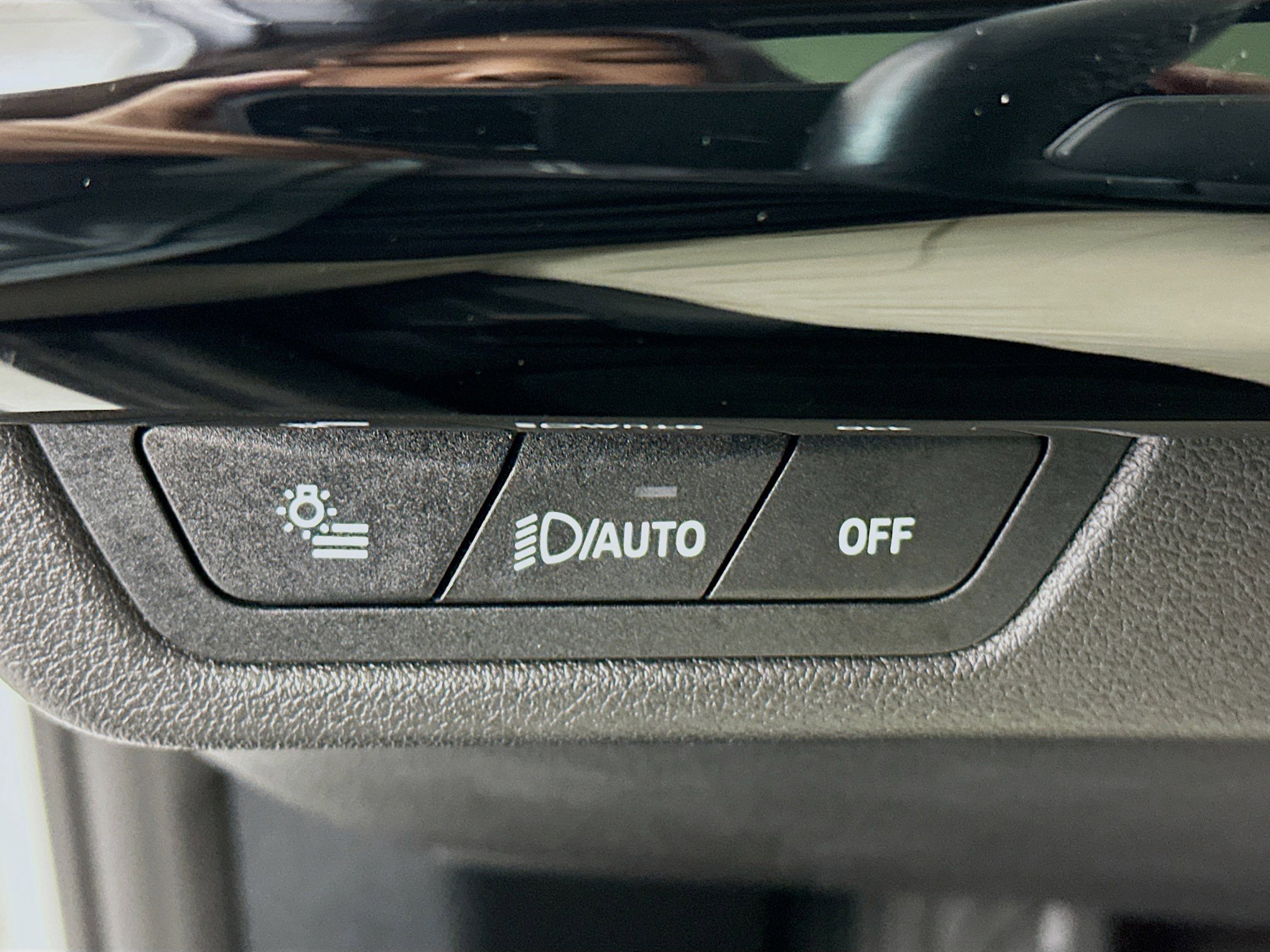 Used 2024 BMW X1 xDrive28i w/ Convenience Package image 17