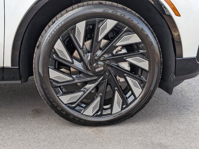 New 2026 Lincoln Nautilus Reserve w/ Jet Appearance Package image 11