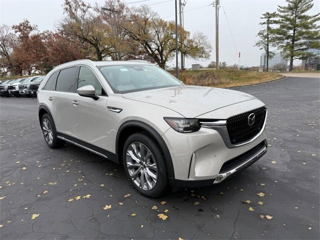 Used 2025 MAZDA CX-90 3.3 Turbo w/ Premium Plus Pkg image 9