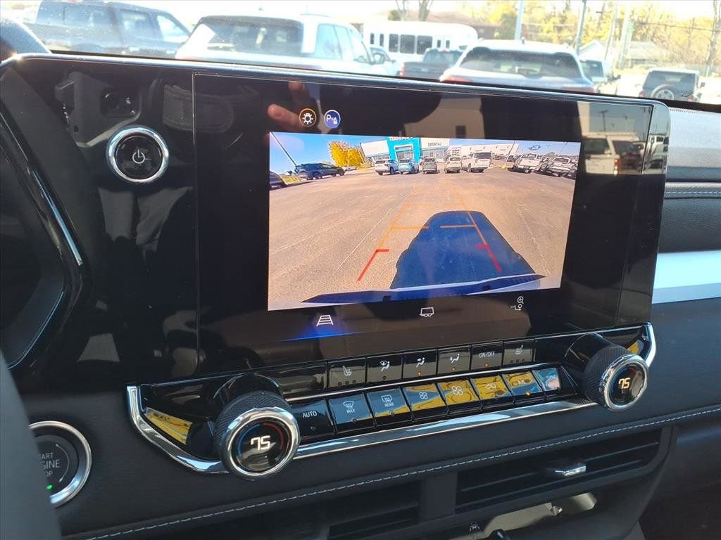 Used 2025 Chevrolet Colorado LT w/ Advanced Trailering Package image 14