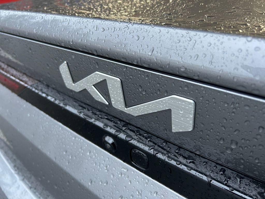 Used 2025 Kia K4 EX image 31
