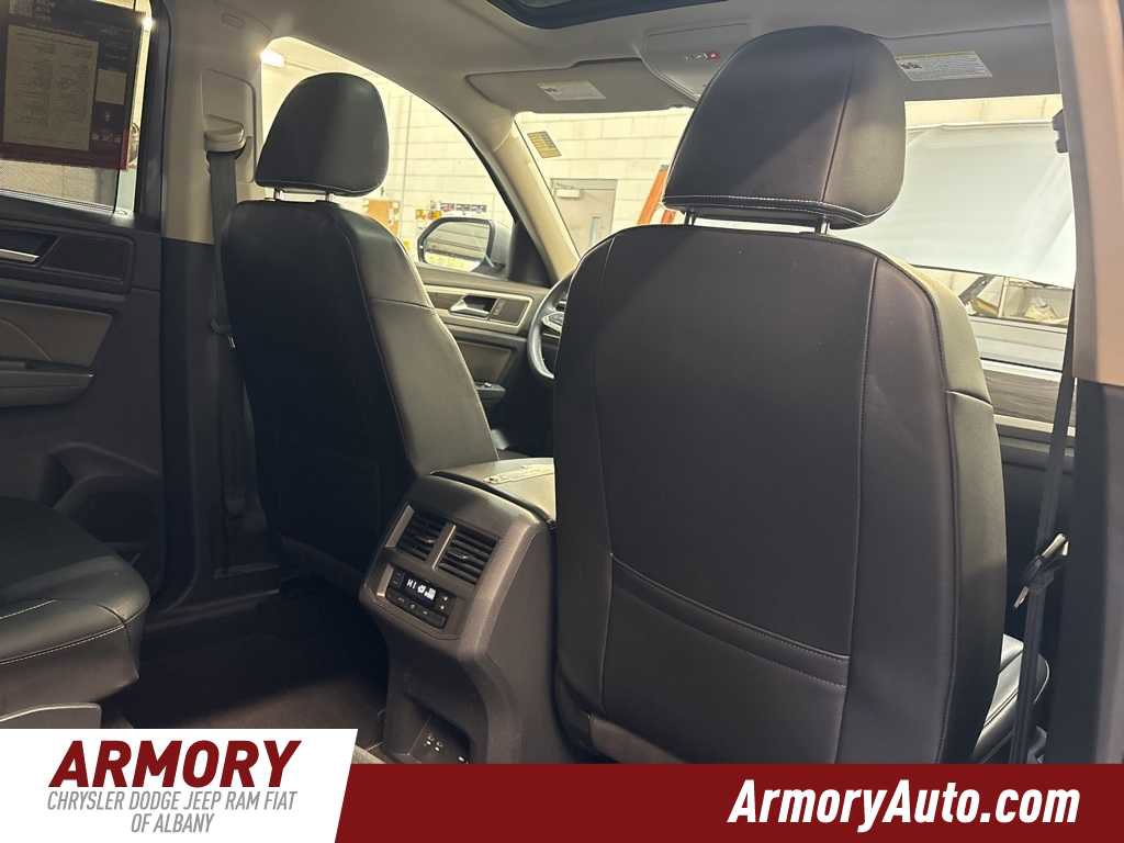 Used 2022 Volkswagen Atlas SE w/ Panoramic Sunroof Package image 38
