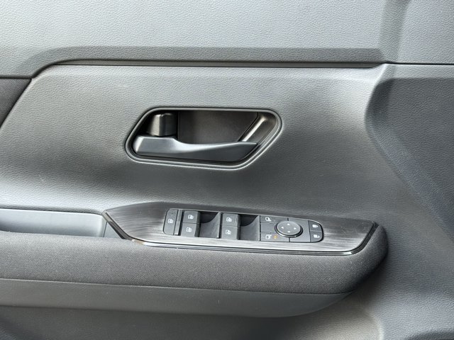 New 2026 Nissan Kicks S FWD image 17