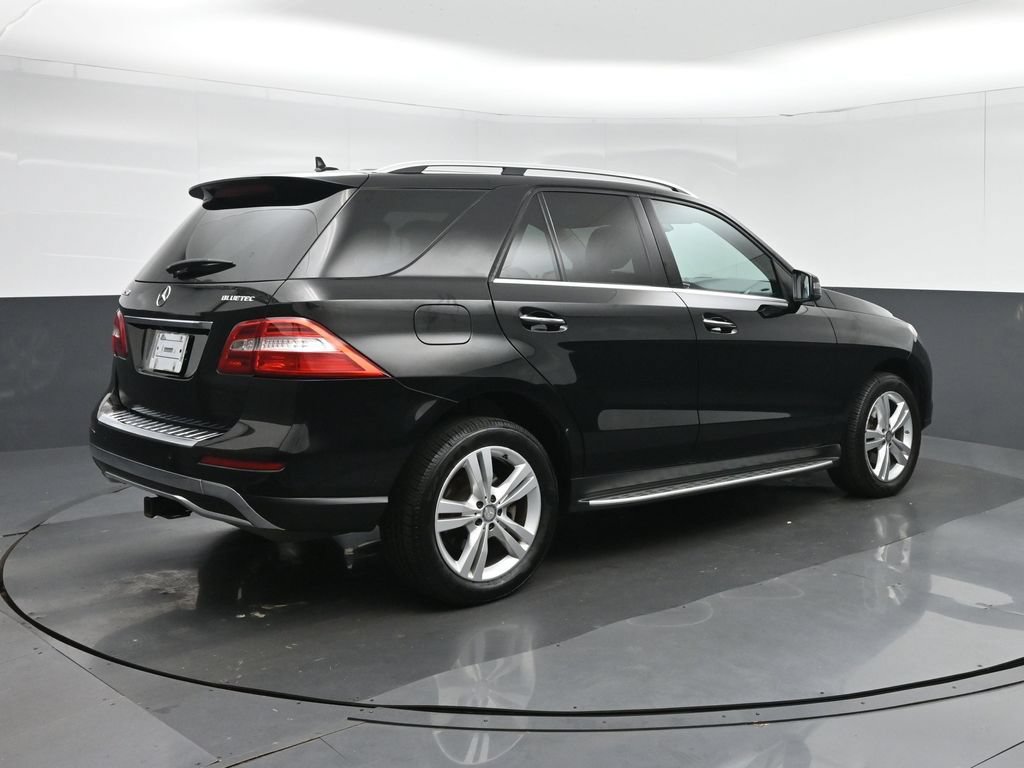 Used 2015 Mercedes-Benz ML 250 BlueTEC 4MATIC image 7