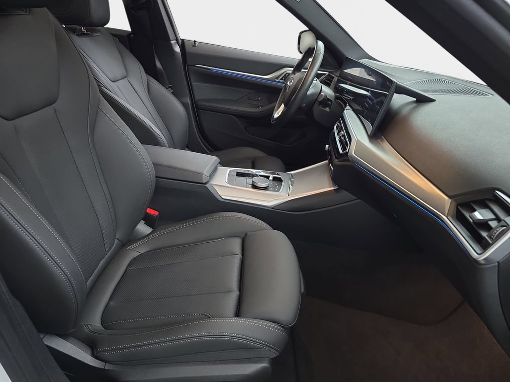 Certified 2023 BMW i4 eDrive35 w/ Premium Package RWD image 9
