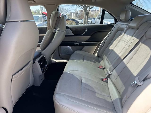 Used 2019 Lincoln Continental Reserve image 16