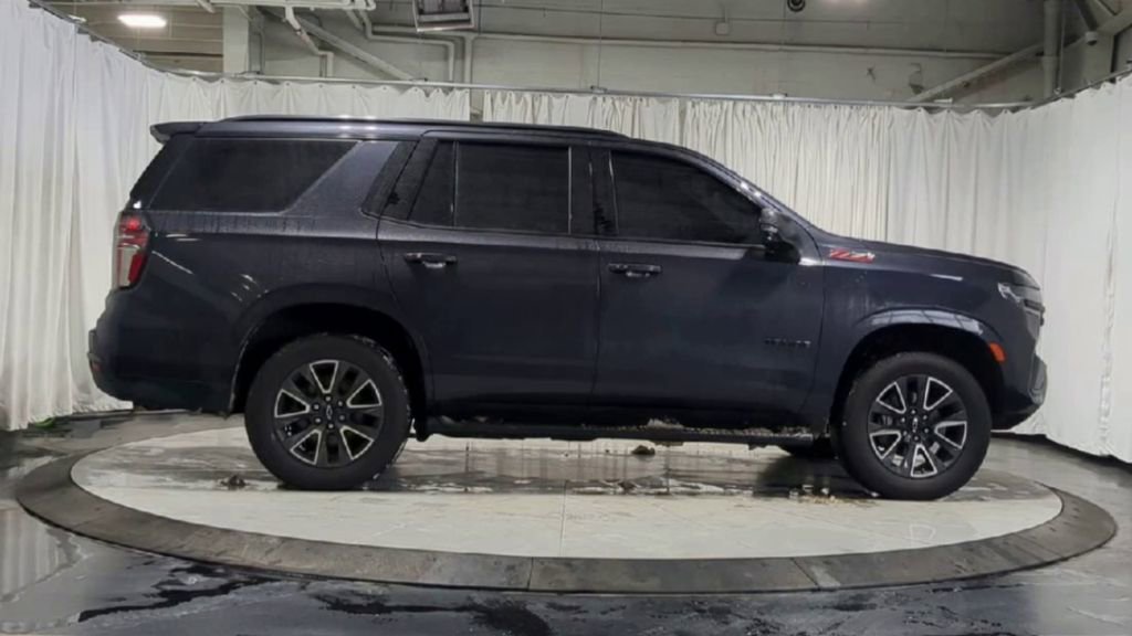 Used 2023 Chevrolet Tahoe Z71 w/ Luxury Package image 11