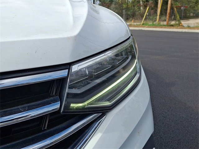 Used 2022 Volkswagen Tiguan SE image 13