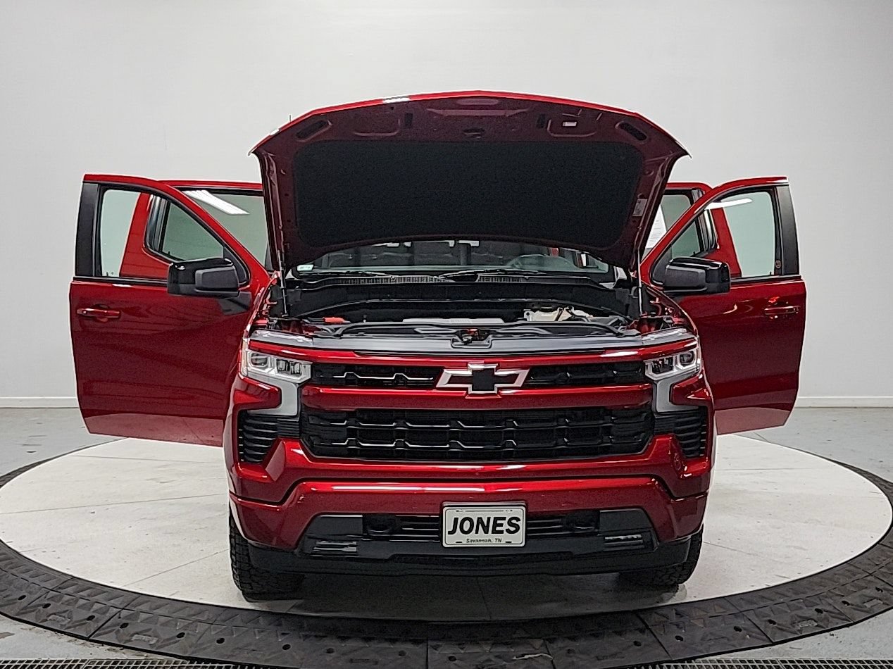 Used 2022 Chevrolet Silverado 1500 RST w/ Convenience Package II AWD/4WD image 10