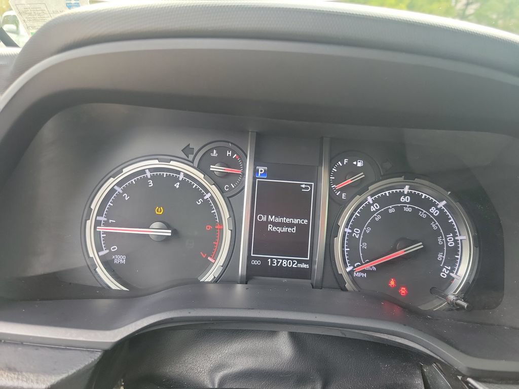 Used 2021 Toyota 4Runner TRD Off-Road Premium AWD/4WD image 33