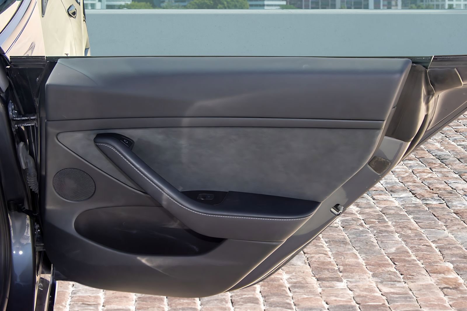 Used 2023 Tesla Model 3 Standard Range image 7