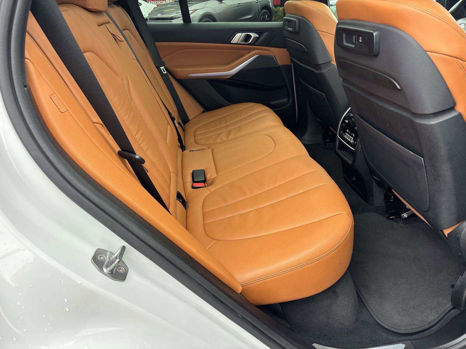 Used 2019 BMW X5 xDrive40i w/ Convenience Package AWD/4WD image 16