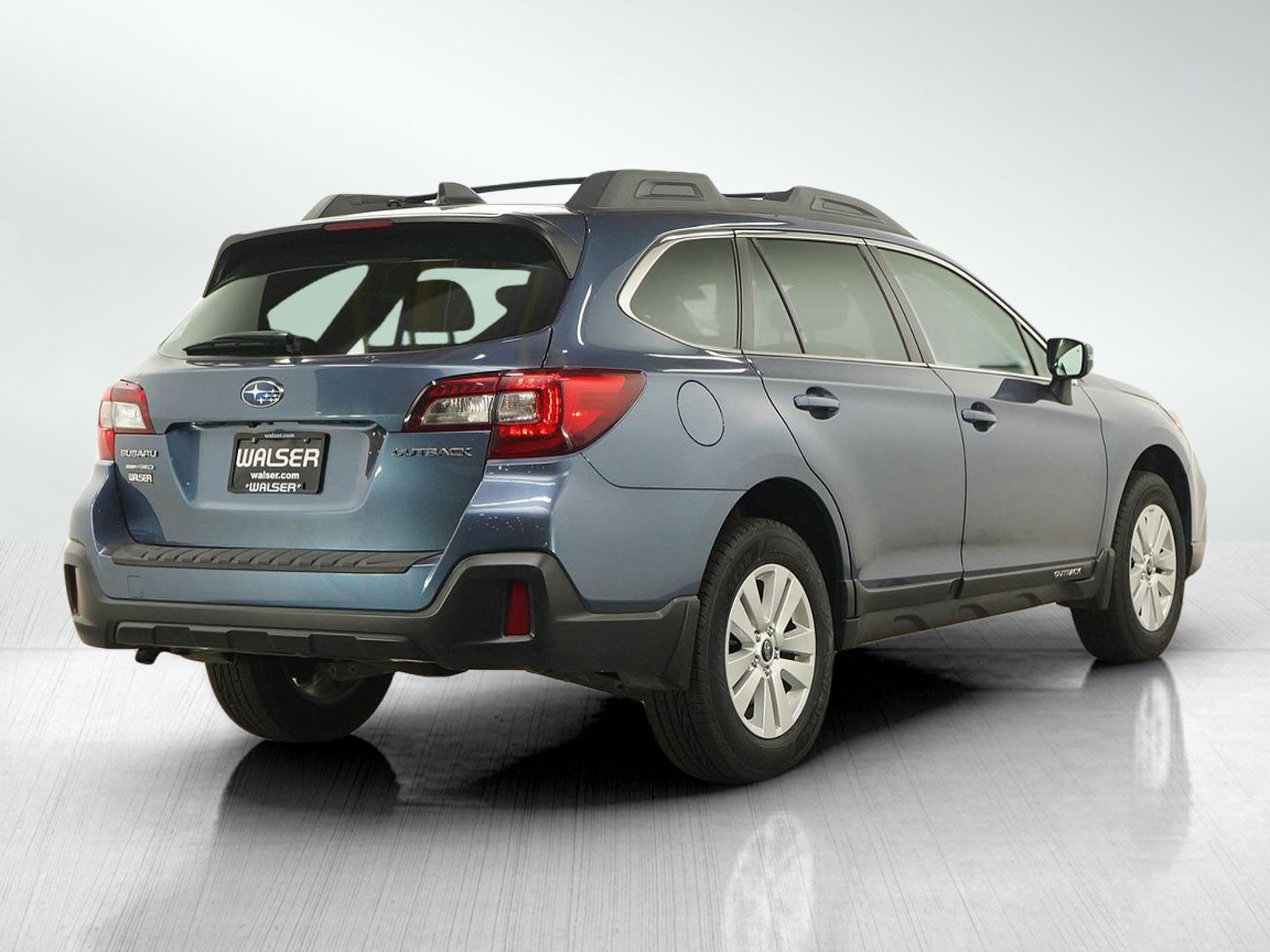 Used 2018 Subaru Outback 2.5i Premium AWD/4WD image 5
