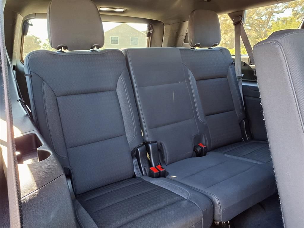 Used 2024 GMC Yukon XL SLE AWD/4WD image 16