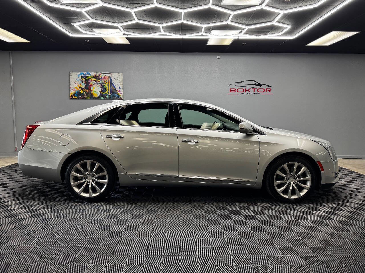 Used 2017 Cadillac XTS Luxury image 14