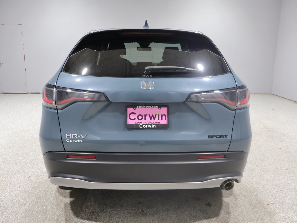 Used 2024 Honda HR-V Sport image 3