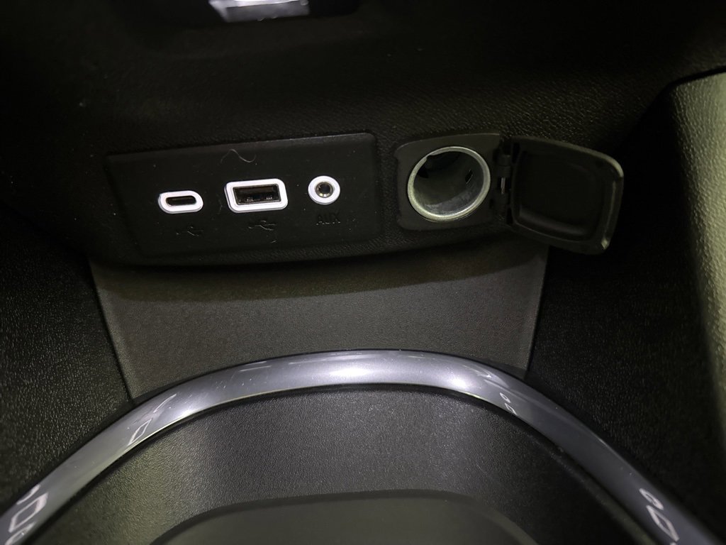 Used 2023 Chevrolet Malibu LT image 27