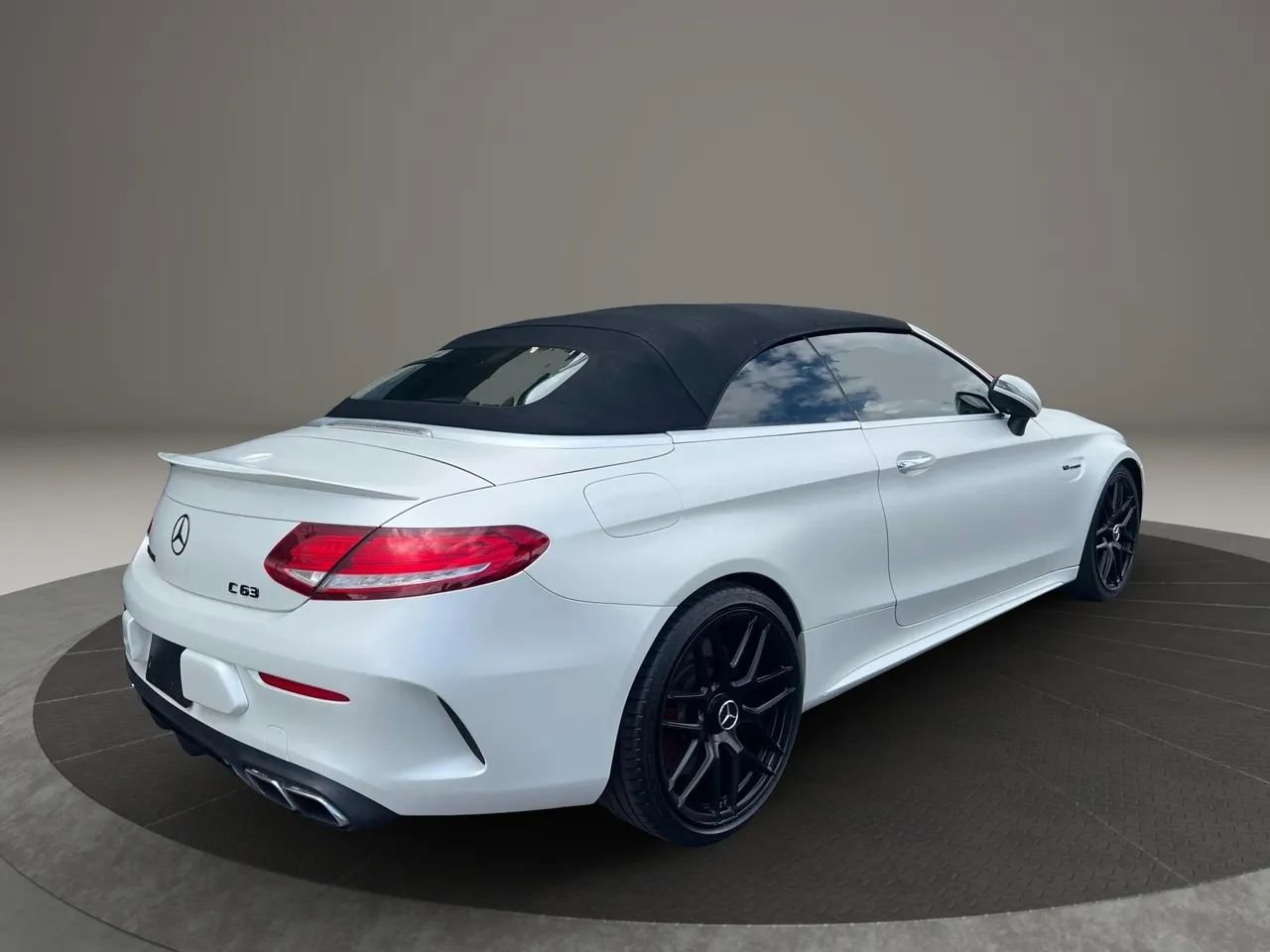 Used 2018 Mercedes-Benz C 63 AMG Cabriolet image 8
