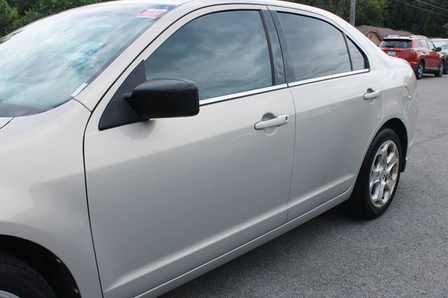 Used 2010 Ford Fusion SE FWD image 40