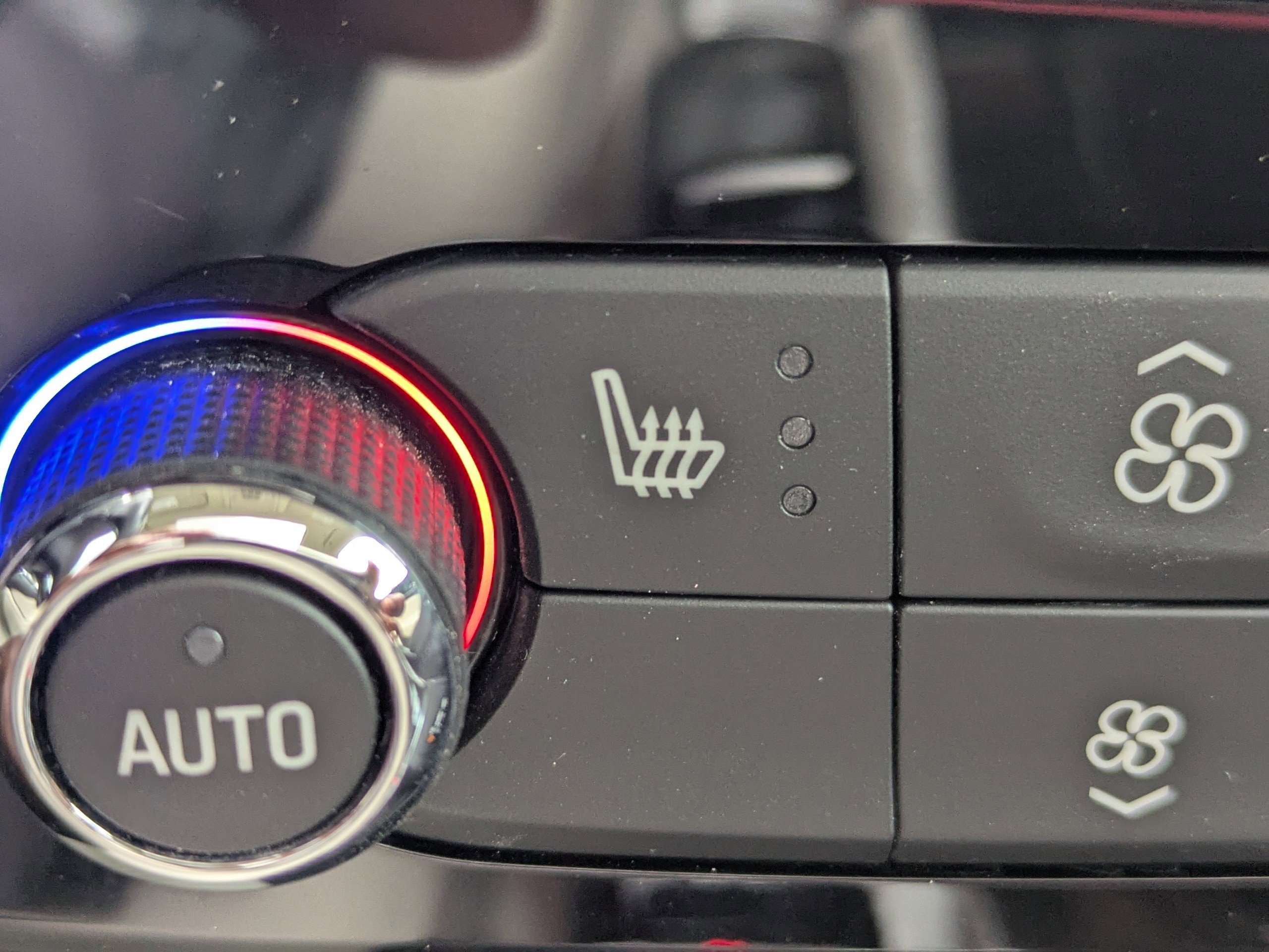 Used 2023 Buick Enclave Essence w/ Experience Buick Package image 25