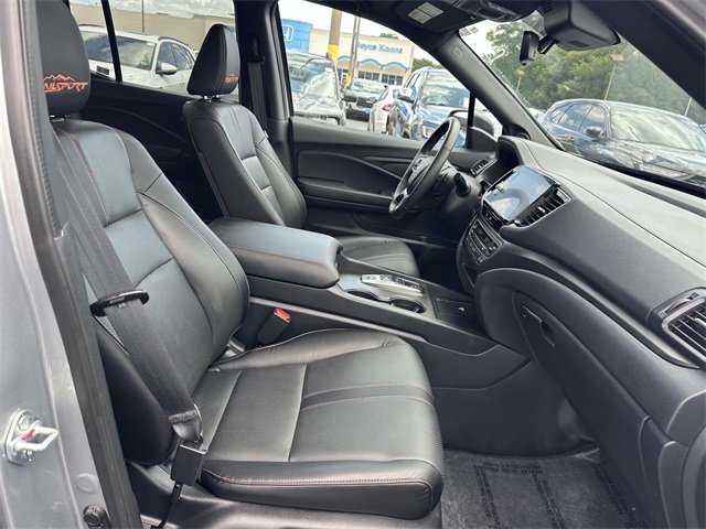 Used 2025 Honda Ridgeline TrailSport image 7