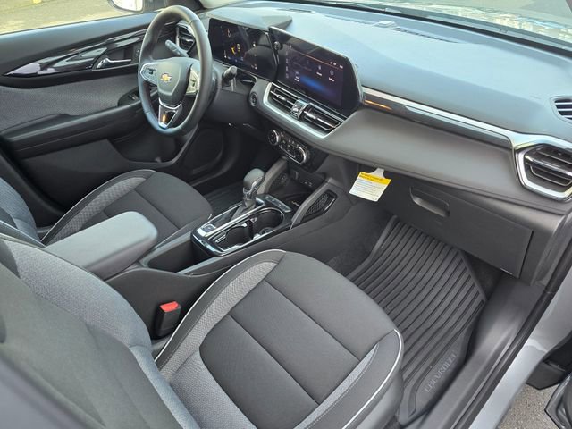 New 2025 Chevrolet TrailBlazer LT w/ Convenience Package image 11