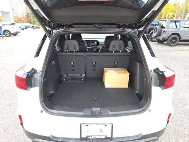 New 2025 Chevrolet TrailBlazer RS w/ Convenience Package image 32