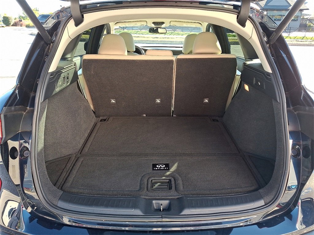 Used 2021 INFINITI QX50 Luxe w/ Cargo Package image 28