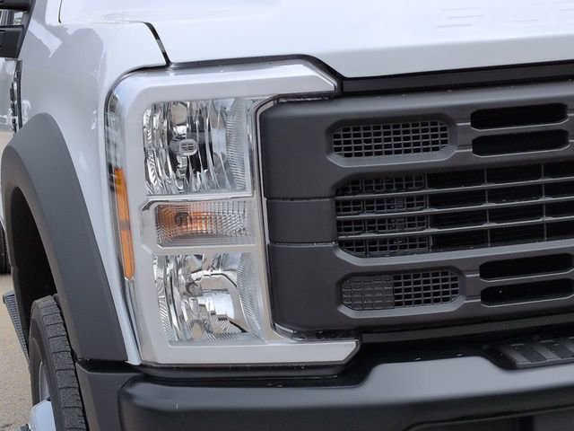 New 2026 Ford F550 4x4 Regular Cab Super Duty image 9
