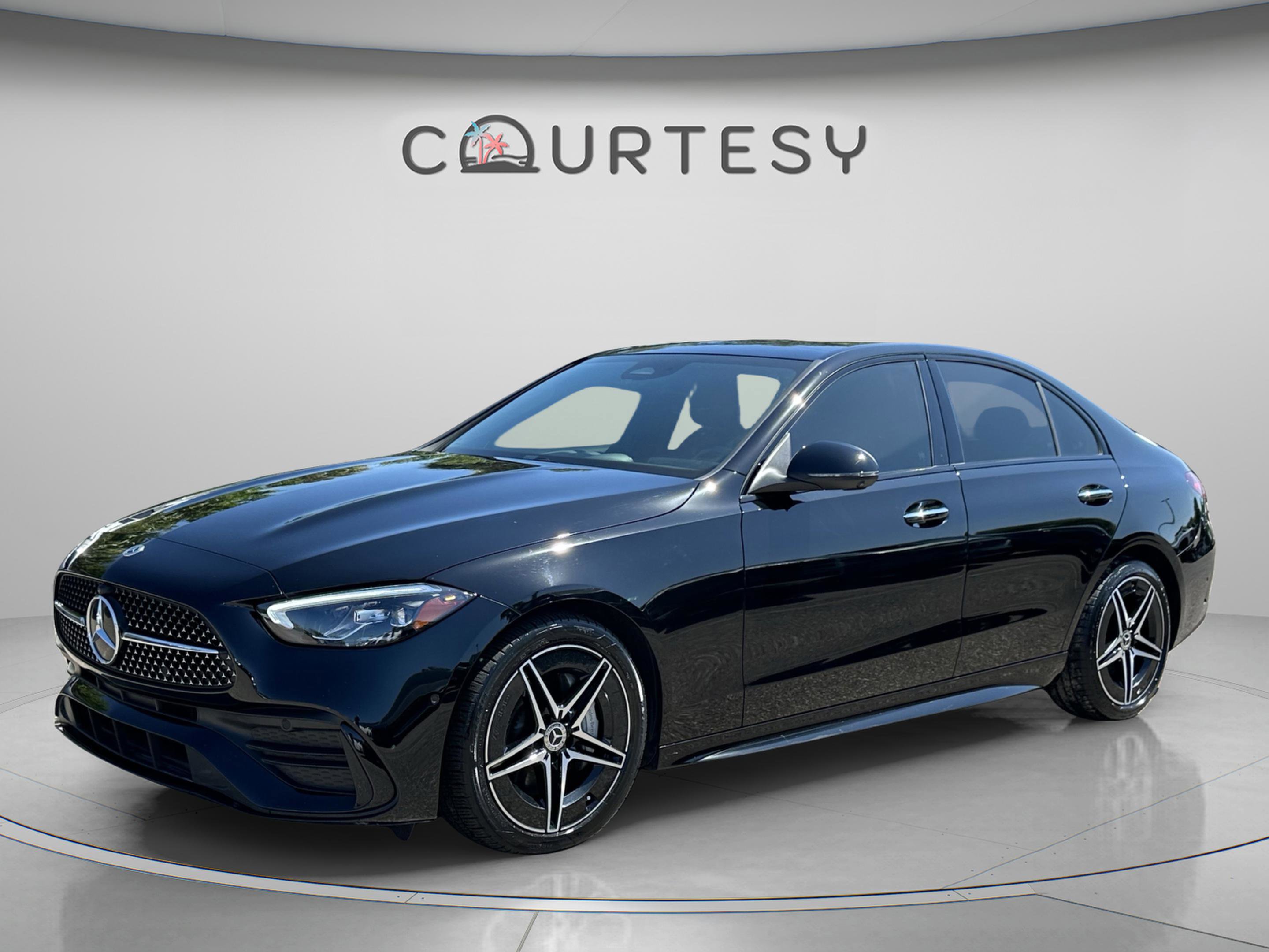 Used 2024 Mercedes-Benz C 300 4MATIC Sedan image 1
