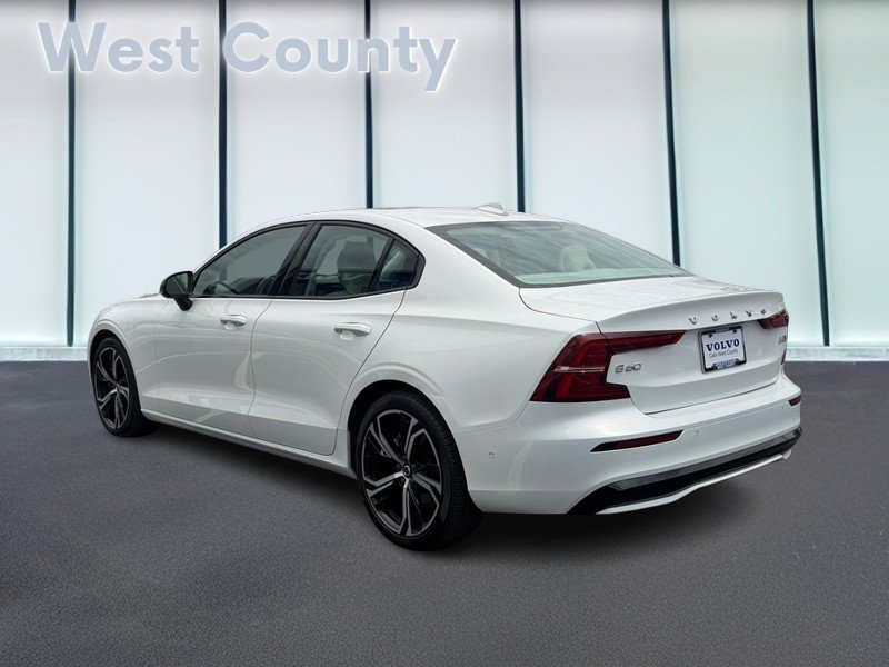 Certified 2025 Volvo S60 B5 Plus AWD/4WD image 7