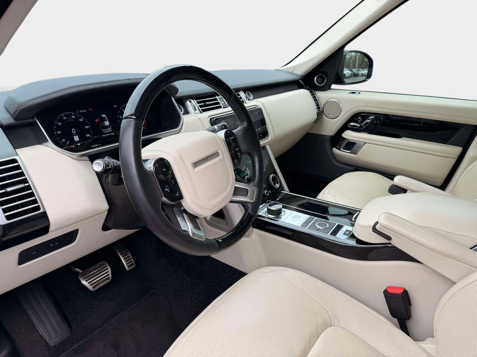 Used 2021 Land Rover Range Rover Westminster Edition image 11