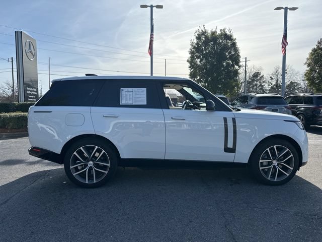 Used 2025 Land Rover Range Rover SE AWD/4WD image 8