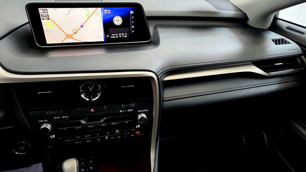 Used 2016 Lexus RX 350 AWD w/ Premium Package image 28