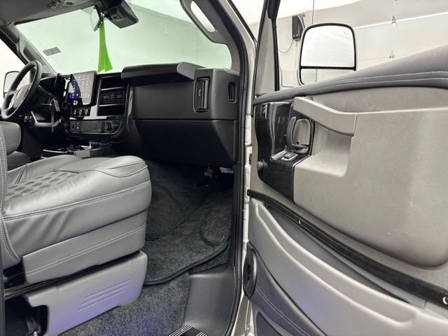 New 2026 GMC Savana 2500 Extended w/ Driver Convenience Package RWD image 21