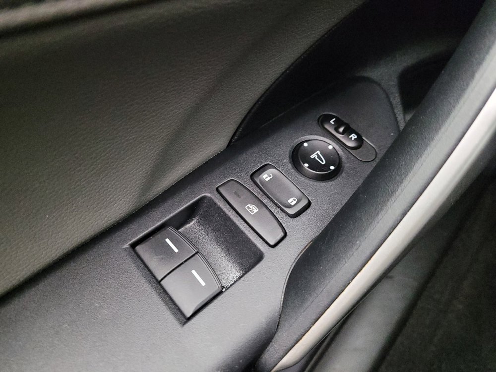 Used 2017 Honda Civic EX-L image 27