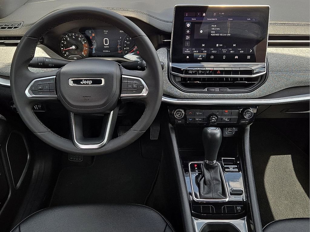 Used 2024 Jeep Compass Latitude AWD/4WD image 10