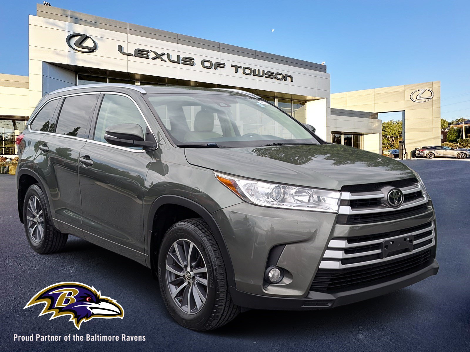 Used 2017 Toyota Highlander XLE